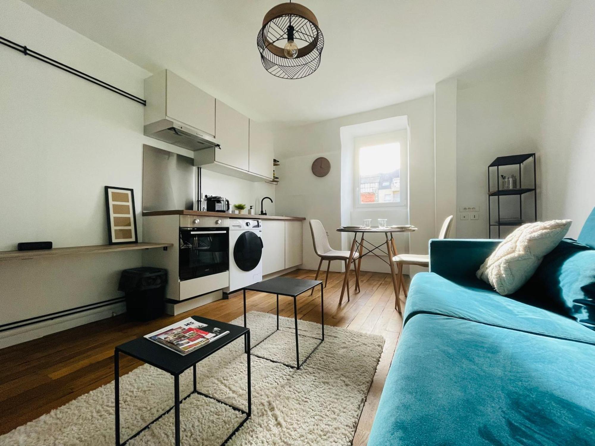 Charmant Appartement Au Coeur De 博格斯 外观 照片
