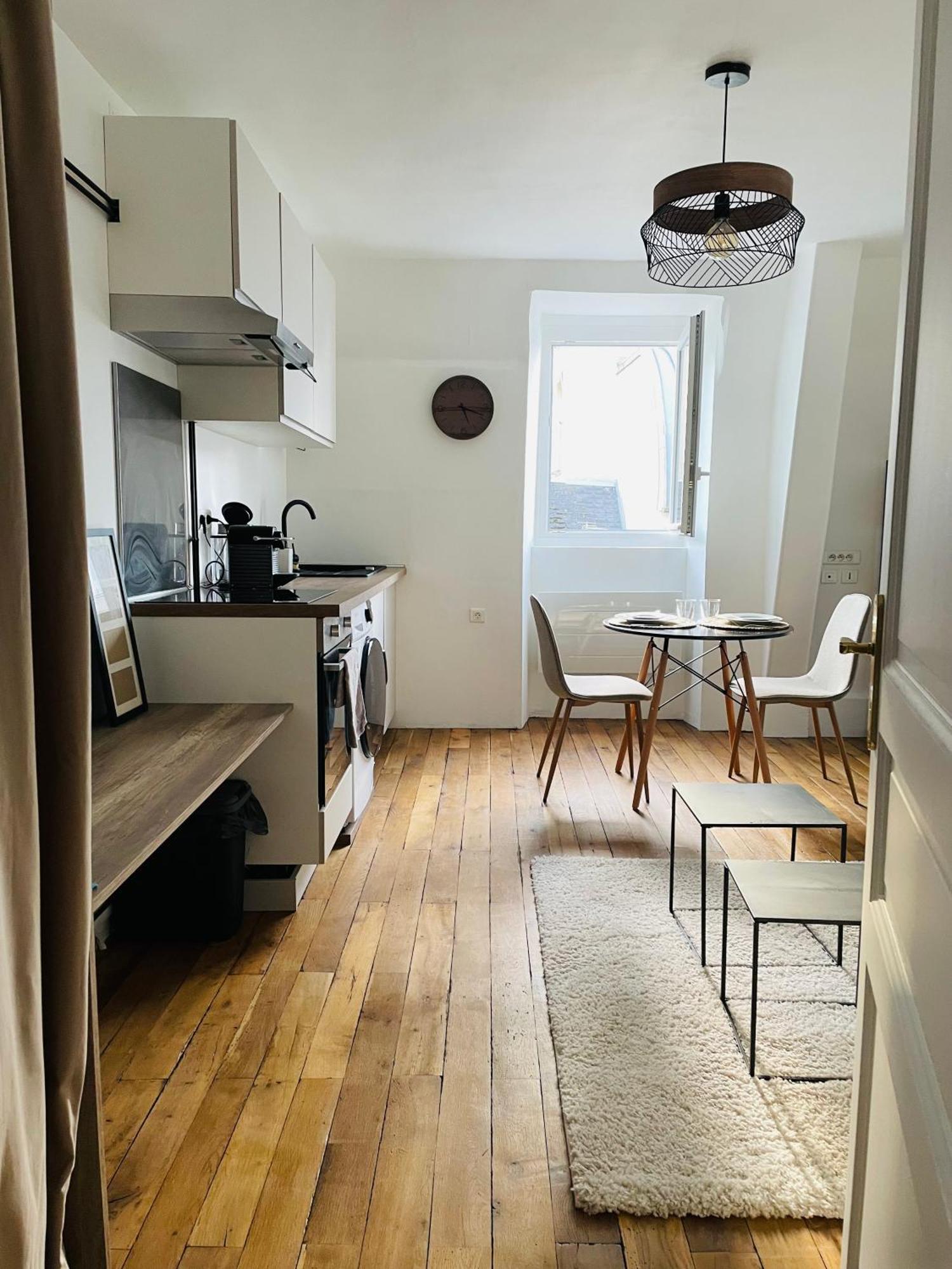 Charmant Appartement Au Coeur De 博格斯 外观 照片